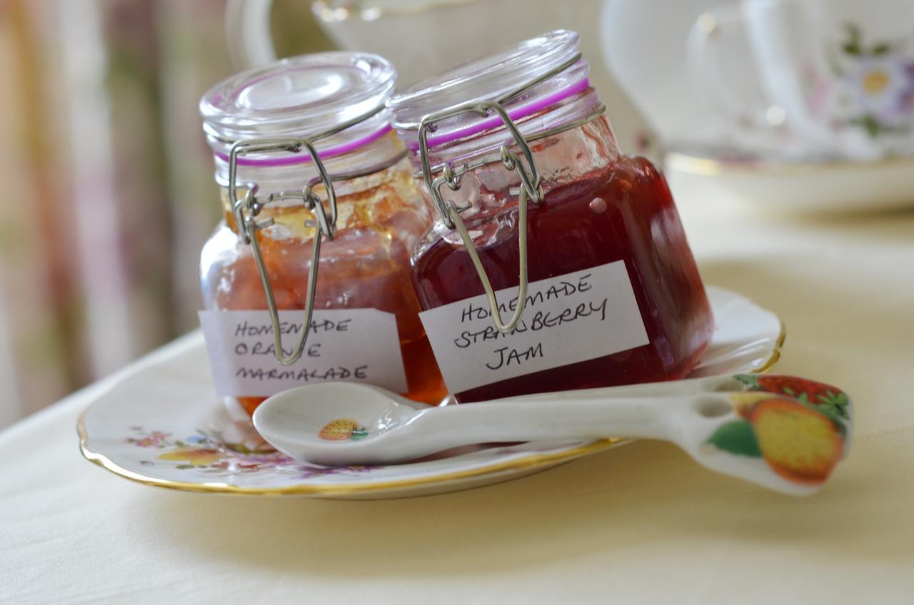 Fern Bank Bed & Breakfast Great Rowsley Bagian luar foto